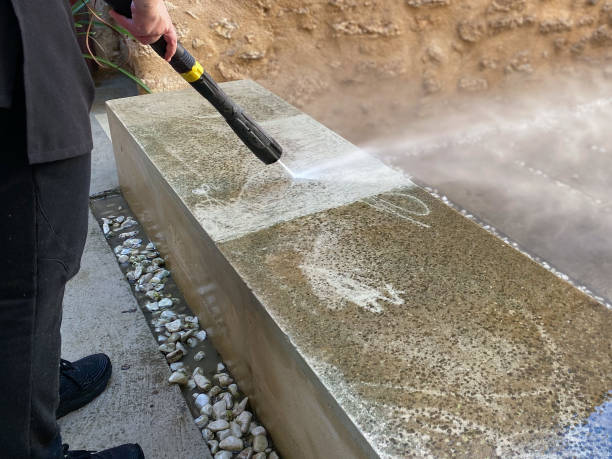 Best Deck Pressure Washing  in Crompond, NY